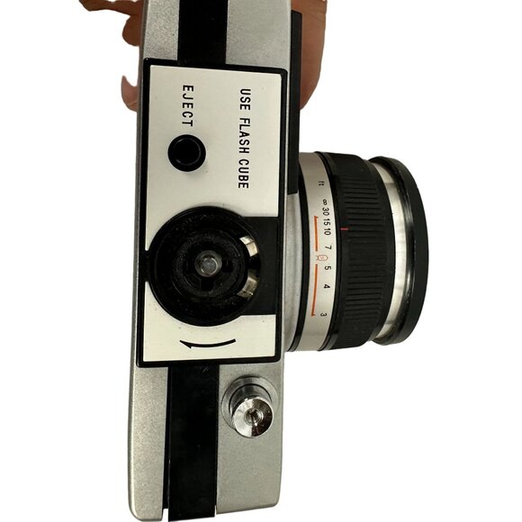 Vintage Sears 126 Film Camera Easy Load Auto 600 Rikenon Lens 1:28 f=43mm - Picture 3 of 9